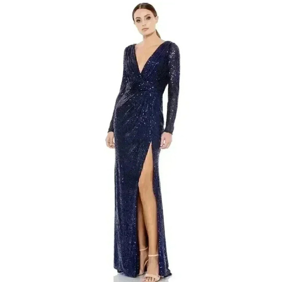 Mac Duggal SEQUINED LONG SLEEVE GOWN Sz 6 Midnight Formal Maxi Dress Slit Column - Picture 1 of 9